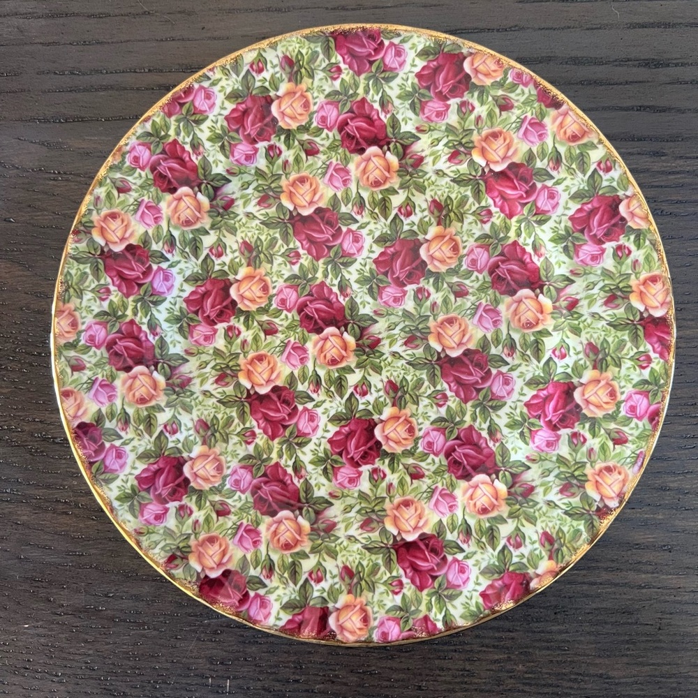 Old Country Roses Chintz Salad Plate 8 1/8” by Royal Albert